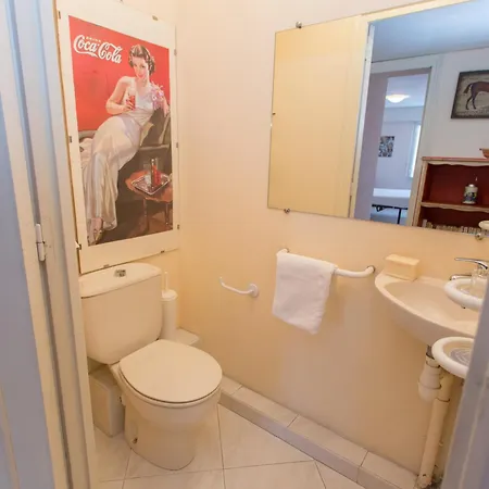 Grand 2p Climatise, Terrasse, Parking, Centre Menton, Commerces & Plages A Pied - Fr-1-196-189 Apartment Menton